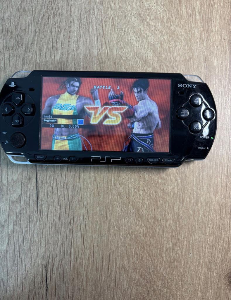 Sony PSP Black – Console Portable Rétro Classique, Consoles de jeu & Jeux vidéo, Enlèvement ou Envoi, Comme neuf, Noir, PSP