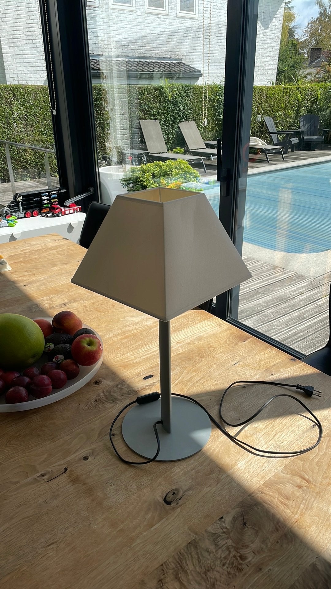 Lampes sur pied acier gris et abat jour blanc en tissu., Maison & Meubles, Gris, Enlèvement, Comme neuf