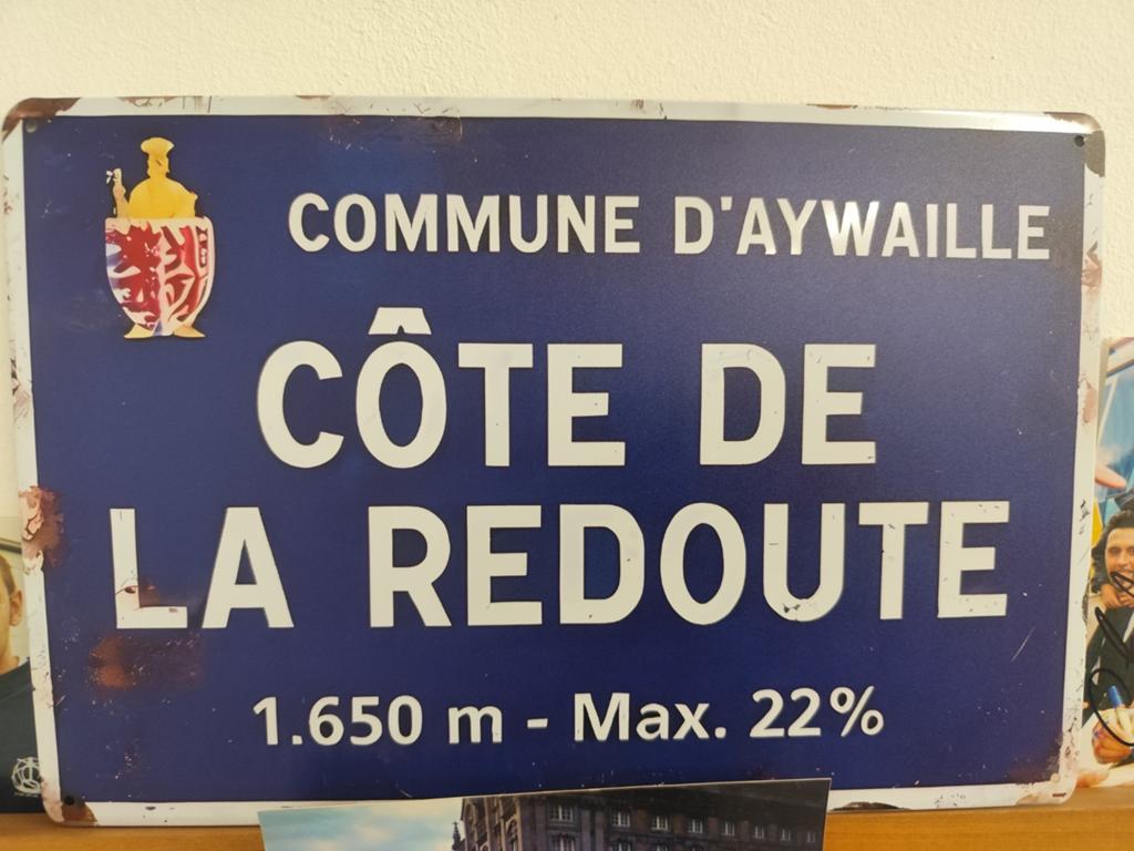Plaque métallique.La Redoute. 20x30 cm. Neuve emballée., Enlèvement ou Envoi, Neuf, Autres types