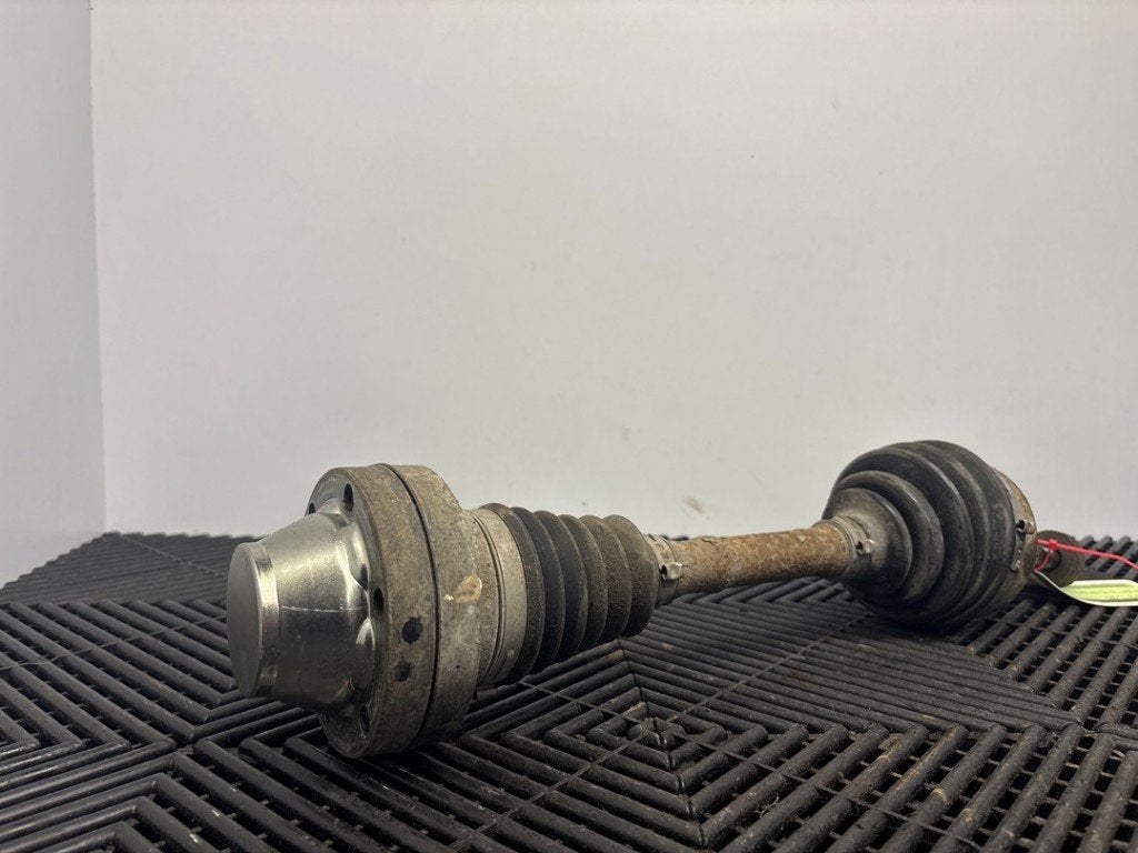 CARDAN AVANT DROIT (TRANSMISSION) Volkswagen Amarok, Volkswagen, Volkswagen AG, Utilisé, Kundenbetreuung@volkswagen.de