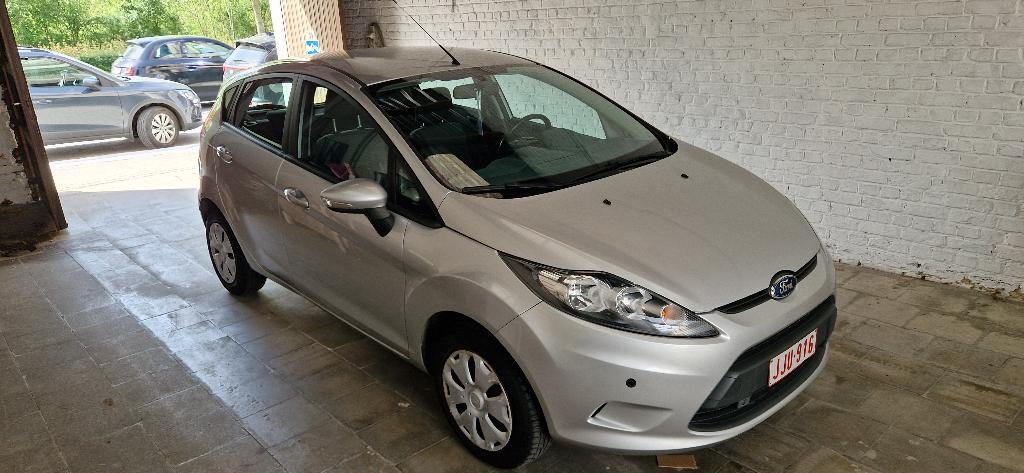 Ford fiesta, Autos, Ford, Argent ou Gris, 5 portes, 5 places, Automatique