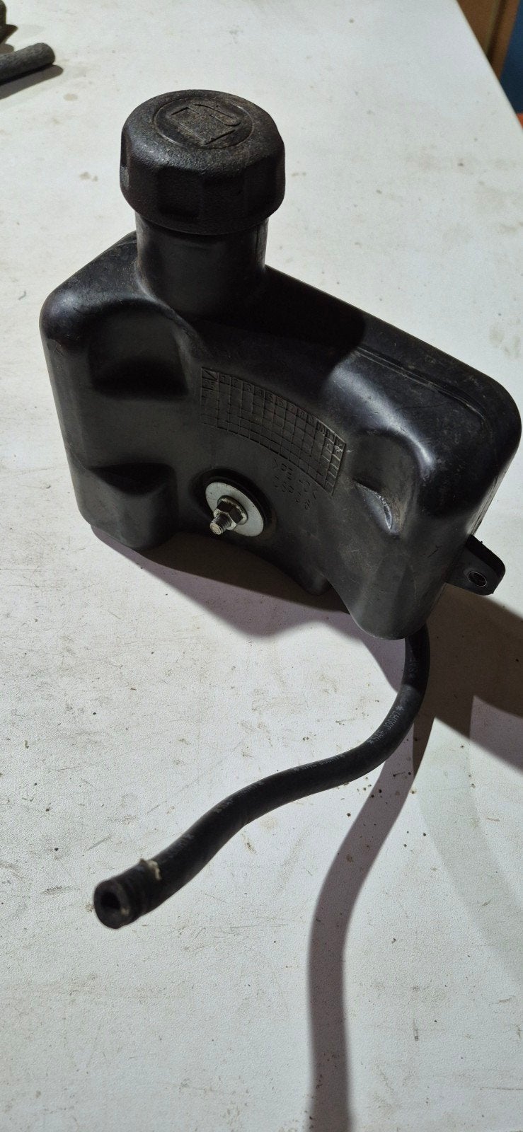 Tiller tank, Motoren, Ophalen