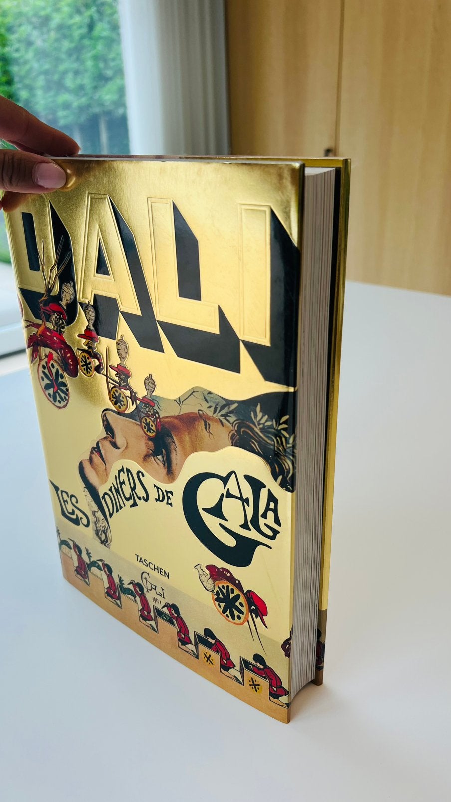 Salvador Dalí – Les Dîners de Gala (Taschen), Livres, Art & Culture | Architecture, Enlèvement, Comme neuf
