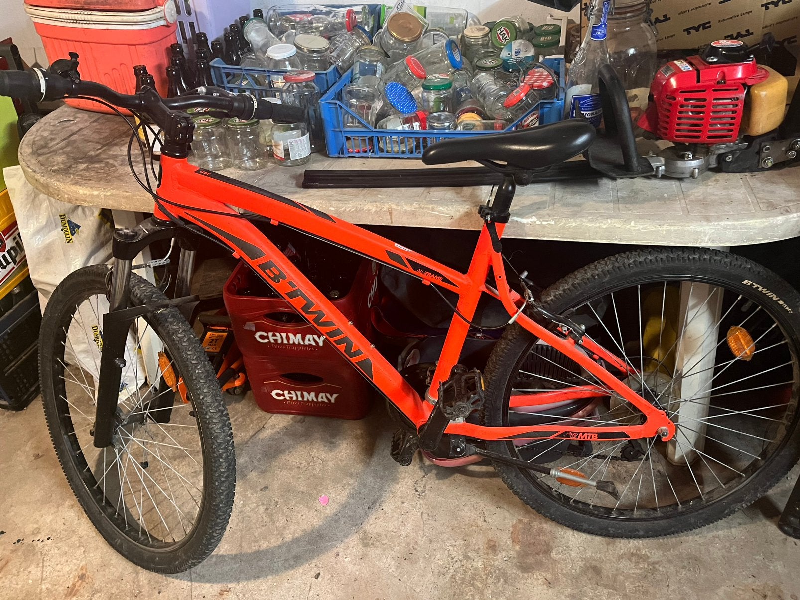 Vtt velo btwin rockrider 340 btwin rouge orangé, Vélos & Vélomoteurs, Enlèvement, Utilisé, Hommes, Autres marques