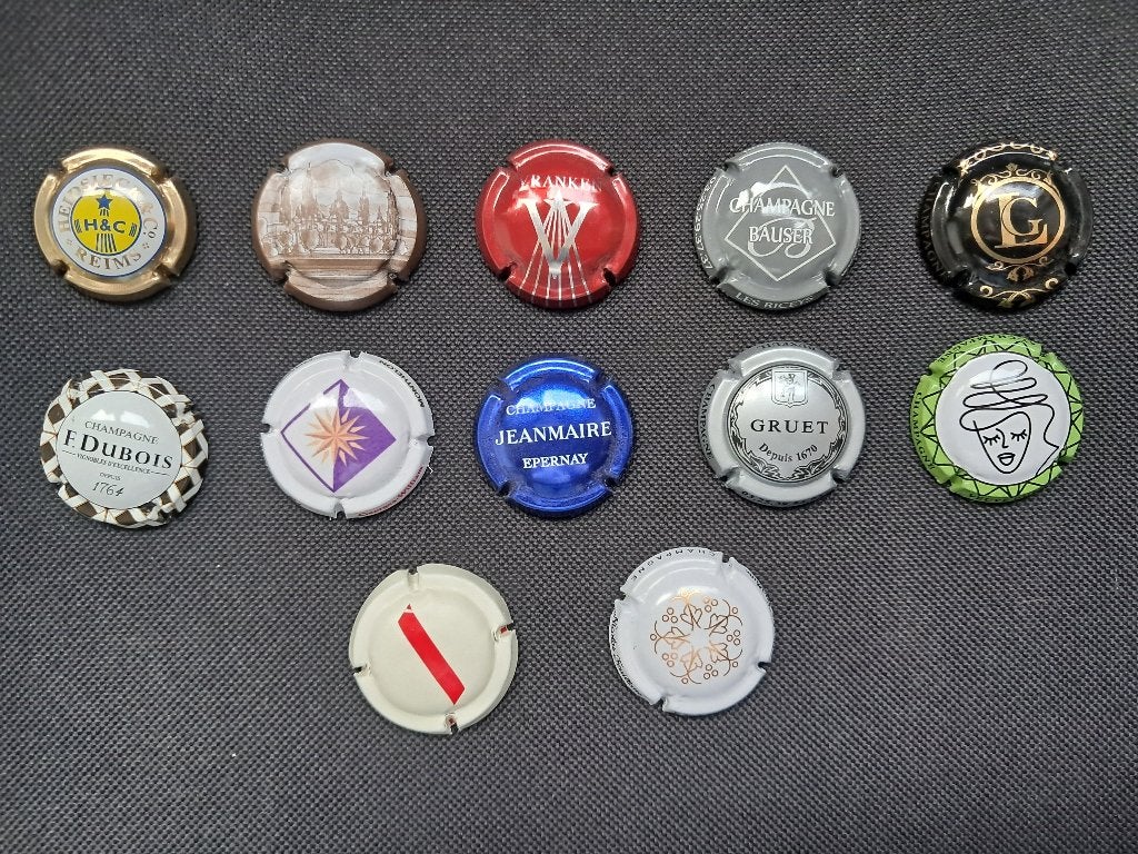 Capsules de champagne, 12 différentes, Collections, Enlèvement