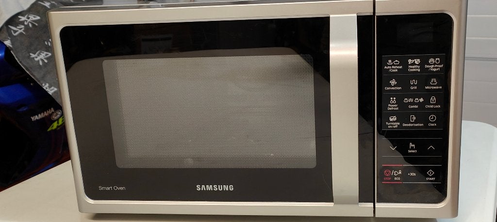 micro - ondes, Croustillant, Enlèvement, Utilisé, 45 à 60 cm