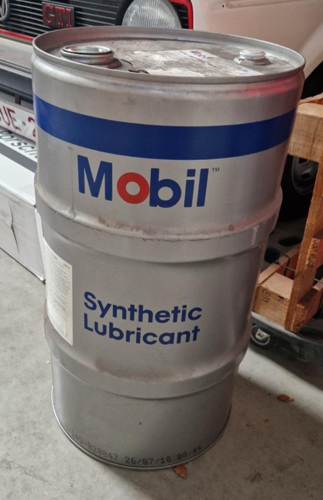 Mobil leeg Olievat voor Mencave, Enlèvement