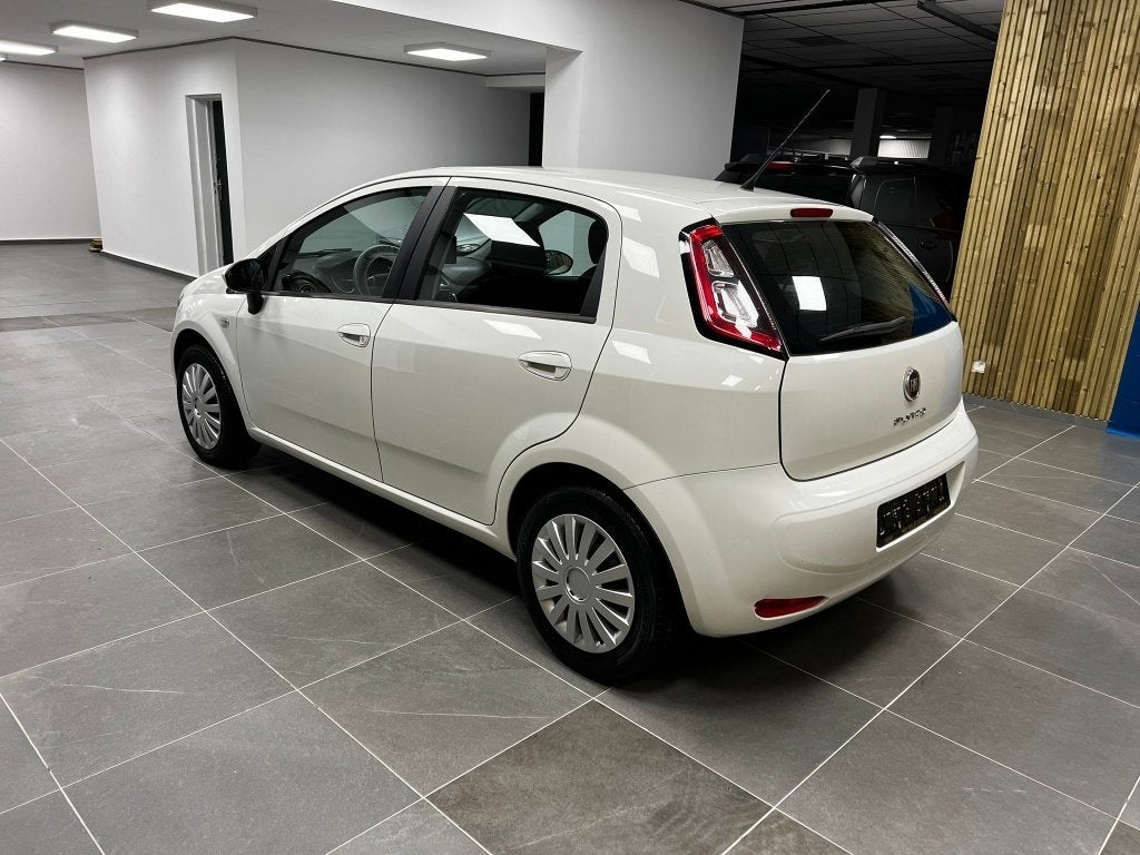 FIAT PUNTO 1.2 BENZINE 2017 /76.000 KM/EURO 6/NIEUW STAAT, Auto's, Fiat, Bluetooth, Bedrijf, Punto, 1242 cc