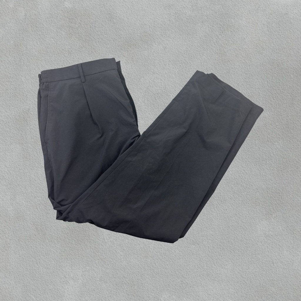 (1365) Black Uniqlo Trousers - Men XXL - New, Kleding | Heren, Broeken en Pantalons, Uniqlo, Verzenden, Zwart, Nieuw
