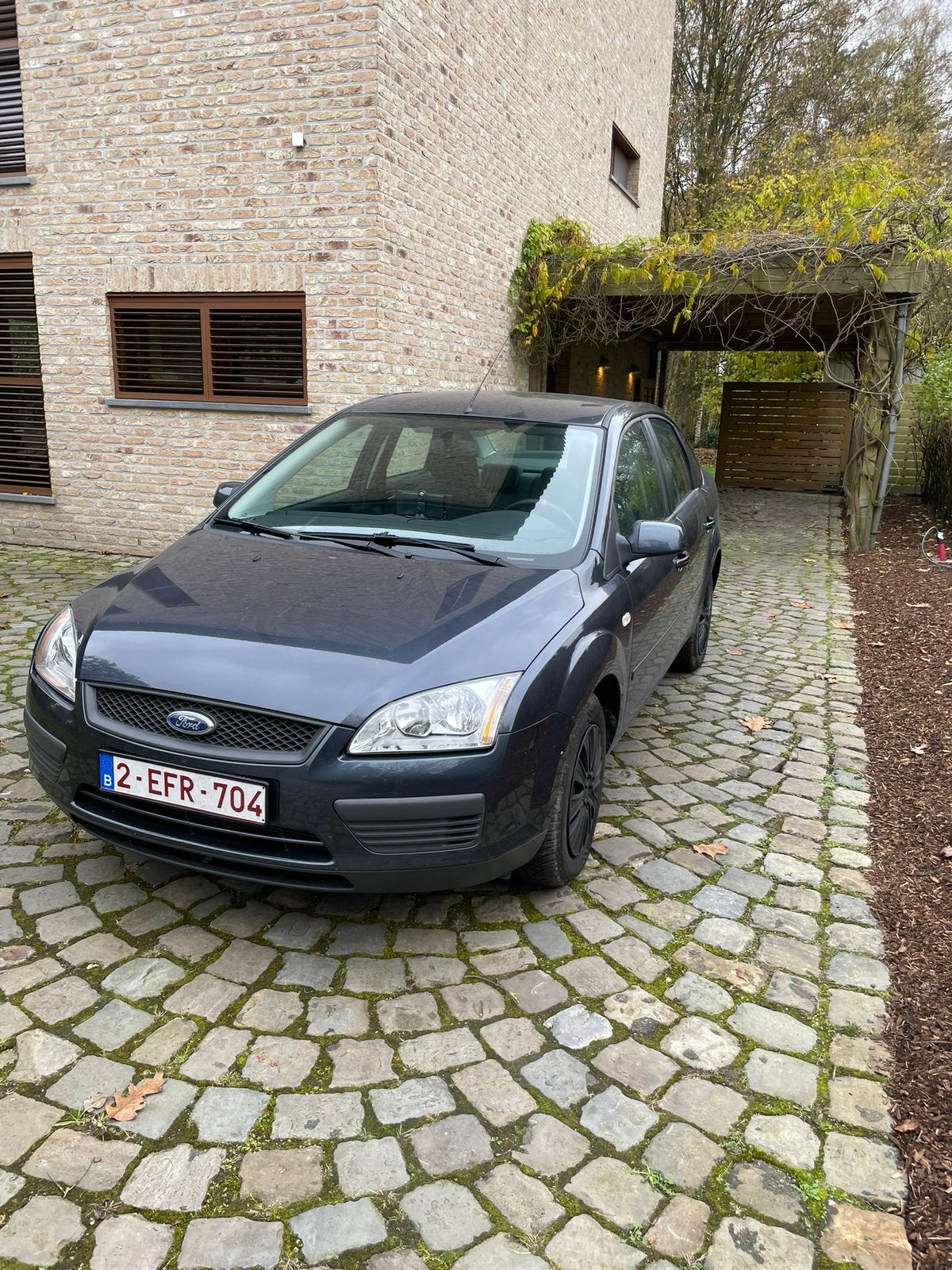 Ford Focus 1.6 16V Trend, Auto's, Ford, Stof, 4 cilinders, Blauw, Particulier
