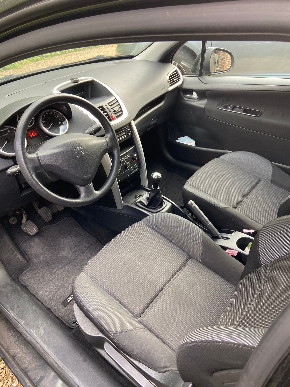 Peugeot 207 98g, Auto's, Peugeot, Euro 5, 1600 cc, Zwart, Particulier