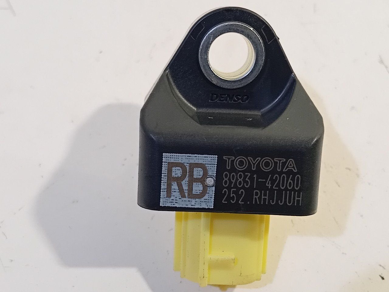 Sensor Lexus ES, Onderdelen@venauto.nl, Van der Ven Autorecycling B.V., Ettenseweg 76, 4706 PB Roosendaal, The Netherlands, Enlèvement ou Envoi