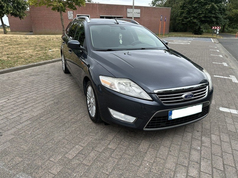 Ford Mondeo 1.8 diesel TDCi Ghia 125pk Gekeurd voor verkoo, Auto's, Ford, USB, 93 kW, Bedrijf, Euro 4