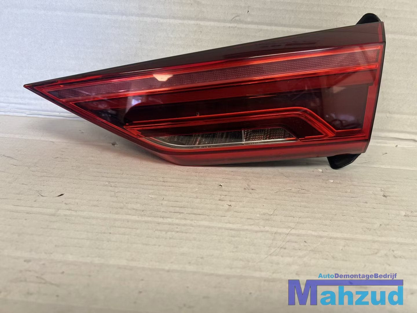 AUDI Q3 RSQ3 Sportback rechts binnen achterlicht 2019+, Gebruikt, AUDI AG, Auto-Union-Strasse 1
85045  Ingolstadt, DE, Audi