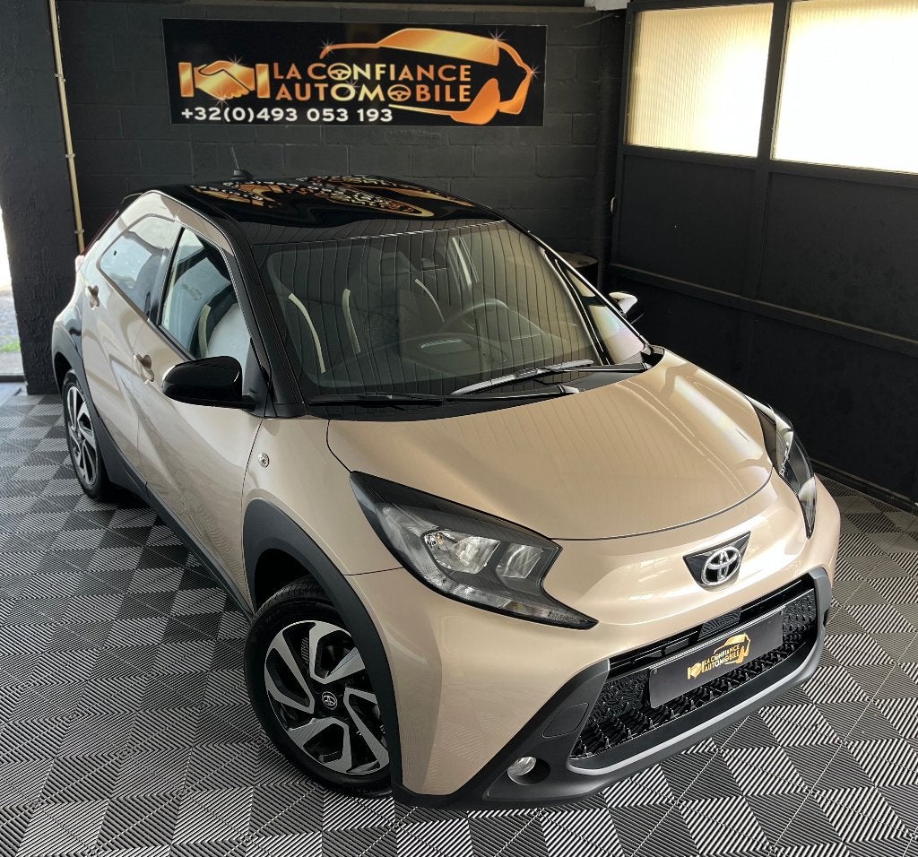 Toyota Aygo X 1.0i 1er Propriétaire Garantie 12 Mois, Autos, 998 cm³, Euro 6, Entretenue par le concessionnaire, 5 portes