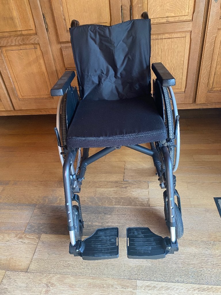 Lichtgewicht rolstoel, Divers, Enlèvement, Pliant, Utilisé, Fauteuil roulant à pousser