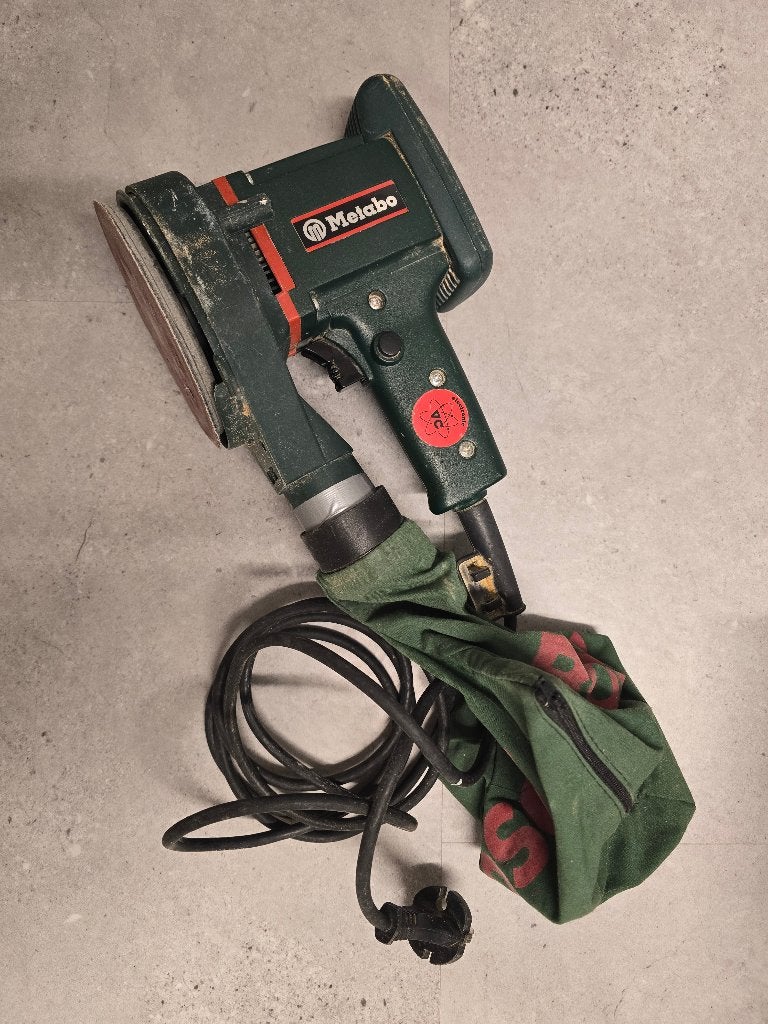 Metabo schuurmachine, Bricolage & Construction, Outillage | Ponceuses, Enlèvement, Utilisé, Moins de 600 watts, Ponceuse circulaire