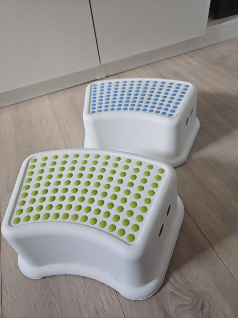 Wc opstapjes van ikea, Ophalen