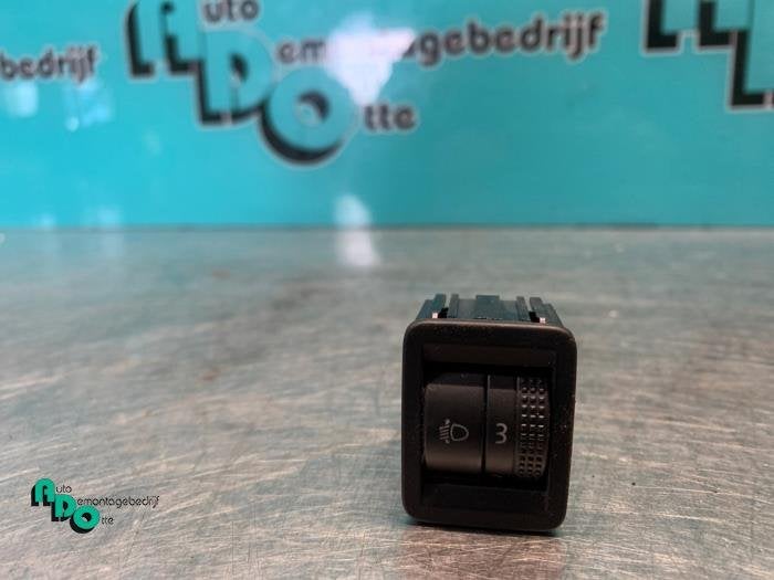 Commutateur phare hauteur réglable d'un Volkswagen Golf (Go, Volkswagen, -, 3 mois de garantie, Utilisé