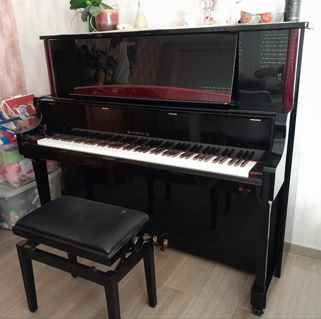 Piano Samick WSU 131, Musique & Instruments, Enlèvement, Noir, Piano