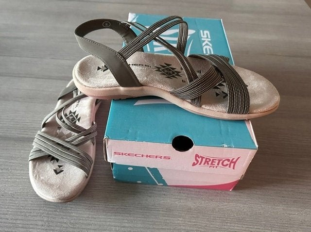Skechers sandalen maat 38 (nr2229a), Skechers, Nieuw, Grijs, Sandalen of Muiltjes