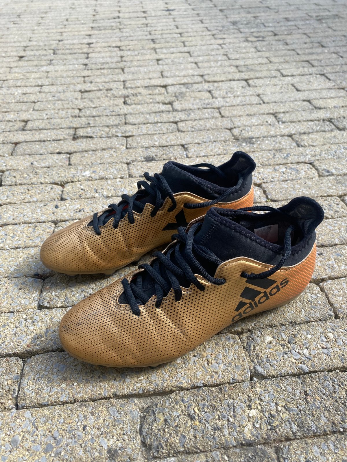 Voetbalschoenen adidas maat 38, Ophalen, Gebruikt