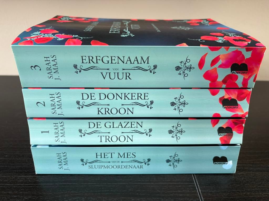 Sarah J. Maas - De glazen troon-serie, Boeken, Ophalen of Verzenden, Zo goed als nieuw