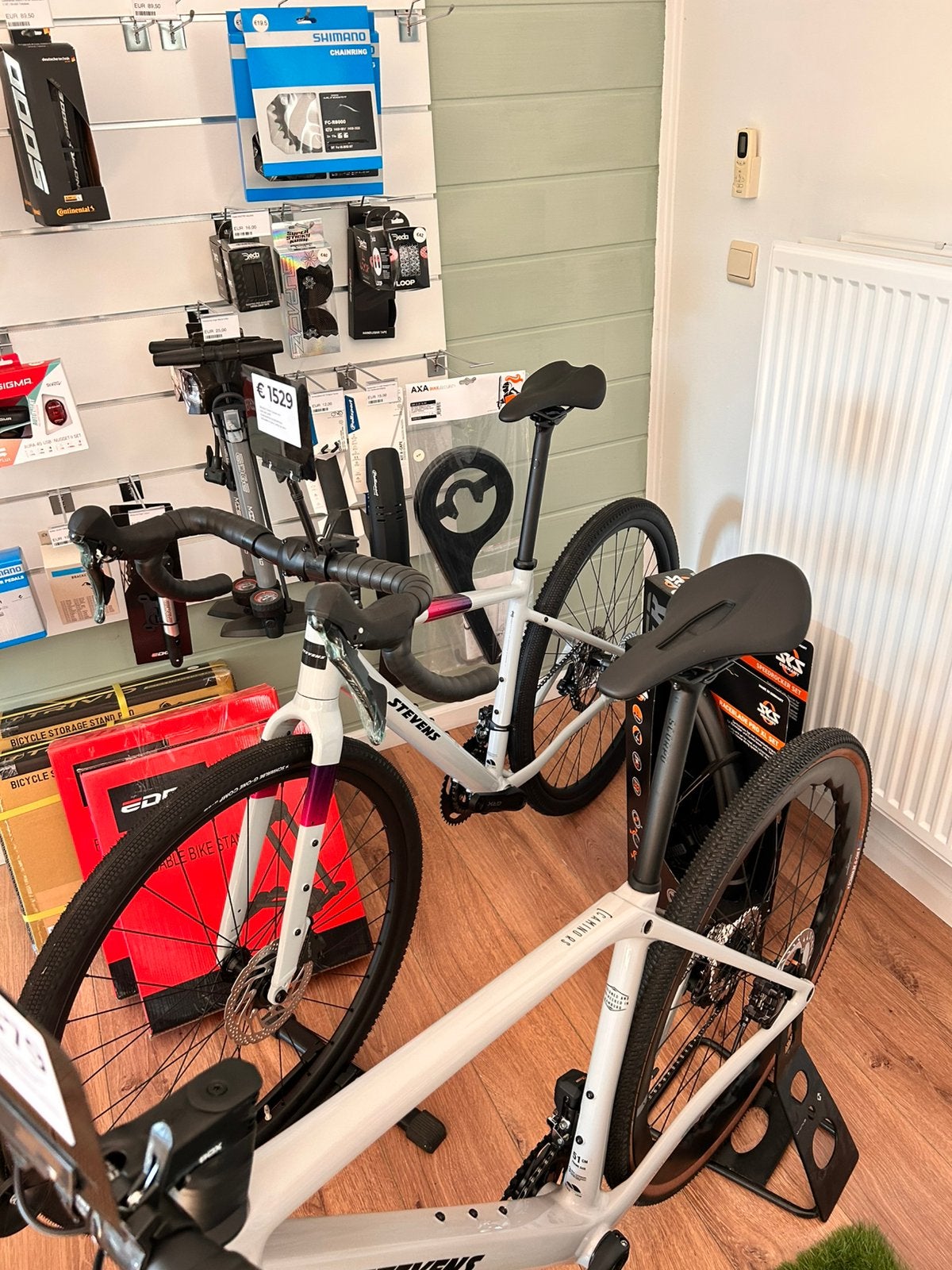 Kortingprijzen op nieuwe e-bikes gravel racefietsen mtb, Fietsen en Brommers, Info@defietshoeve.be, Nieuw, Ophalen, Overige merken