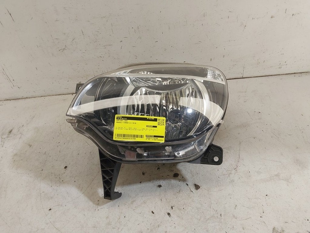 PHARE / OPTIQUE AVANT GAUCHE Renault Twingo III (AH), Renault, Utilisé, Rixbecker Straße 75
59552  Lippstadt, DE, Info@forvia.com