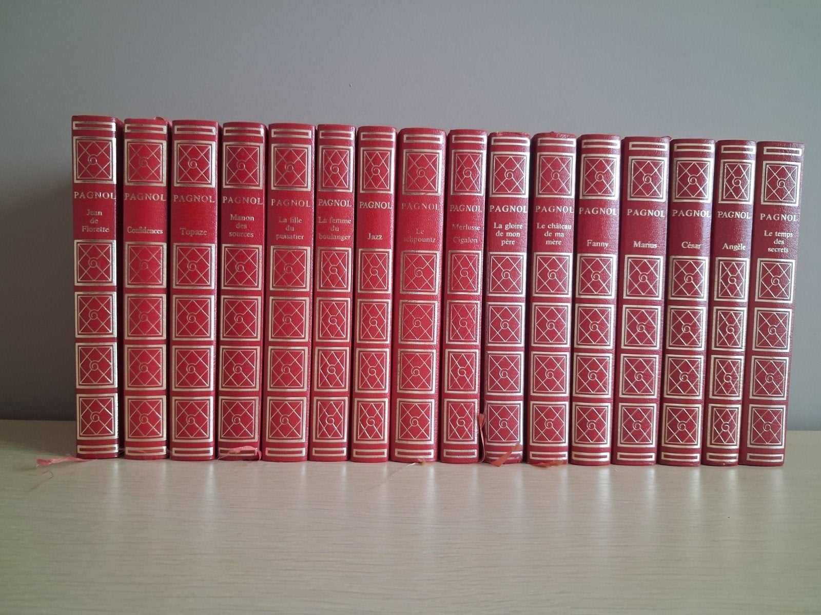 Marcel Pagnol – 16 volumes reliés (Simili cuir et dorure), Ophalen of Verzenden