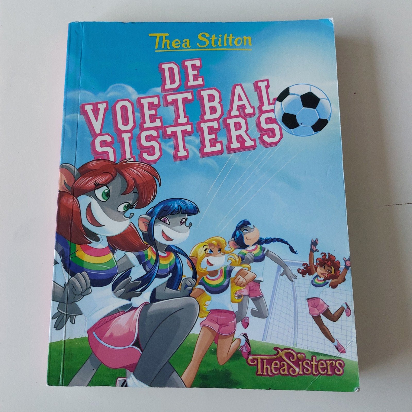 Thea Stilton - De voetbalsisters. In goede staat, Ophalen, Thea Stilton