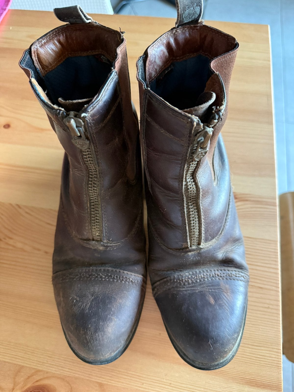 Ariat botjes, Ophalen, Gebruikt, Ariat