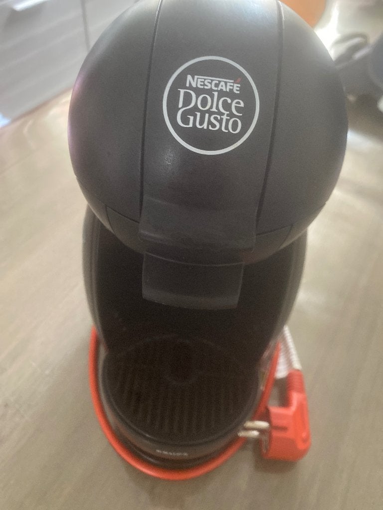 Nescafe dolce gusto, Electroménager, Machine à espresso, Réservoir d'eau amovible, Dosettes et capsules de café, 1 tasse
