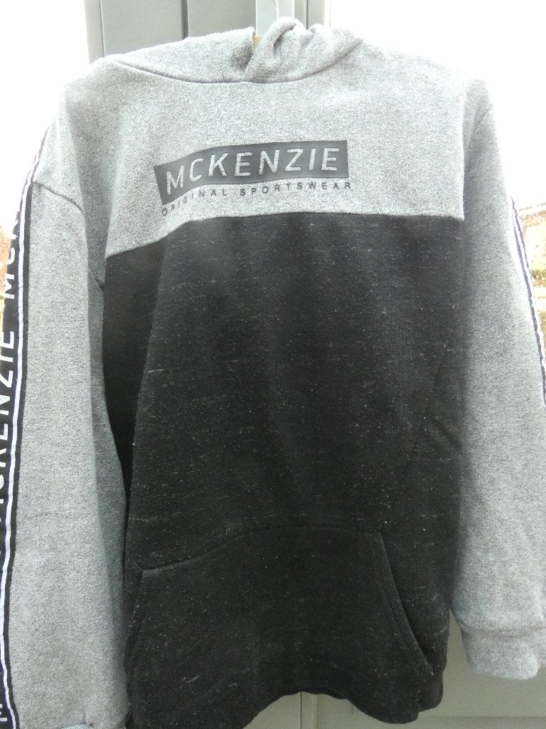 McKenzie Hoodie maat 146, Enfants & Bébés, Vêtements enfant | Taille 146, Enlèvement ou Envoi, Utilisé