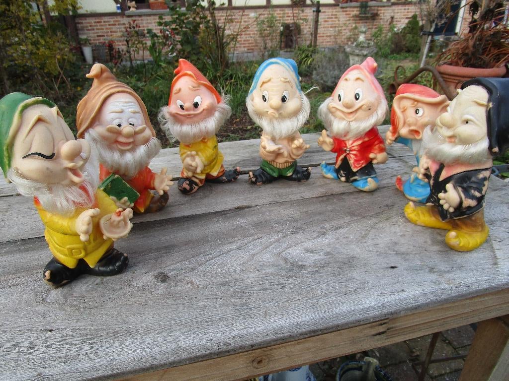 7 nains Famosa, Espagne, vintage, Enlèvement, Blanche-Neige ou Belle au Bois Dormant, Utilisé