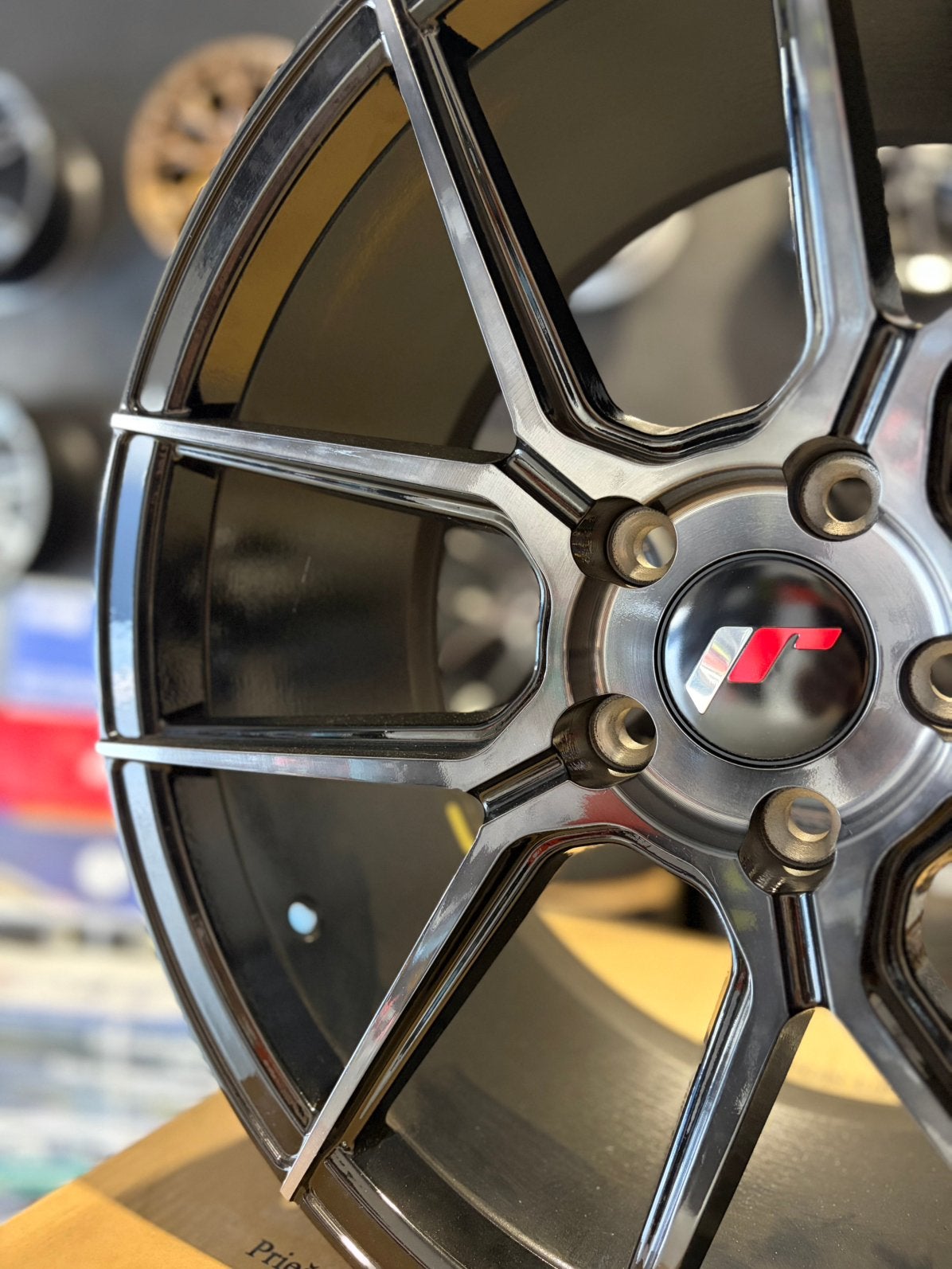 19” Japan racing jr30 gloss black/polished front, Enlèvement