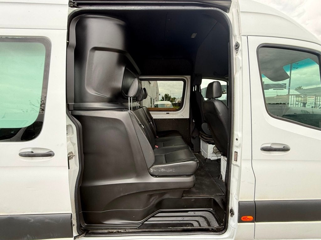 Mercedes-Benz Sprinter 519 (Stock ID 51173) — 17