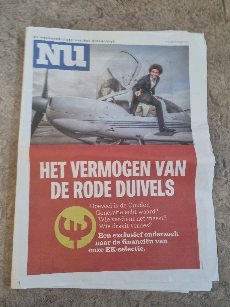 VOETBAL Het vermogen van de Rode Duivels, Verzamelen, Verzenden, Krant