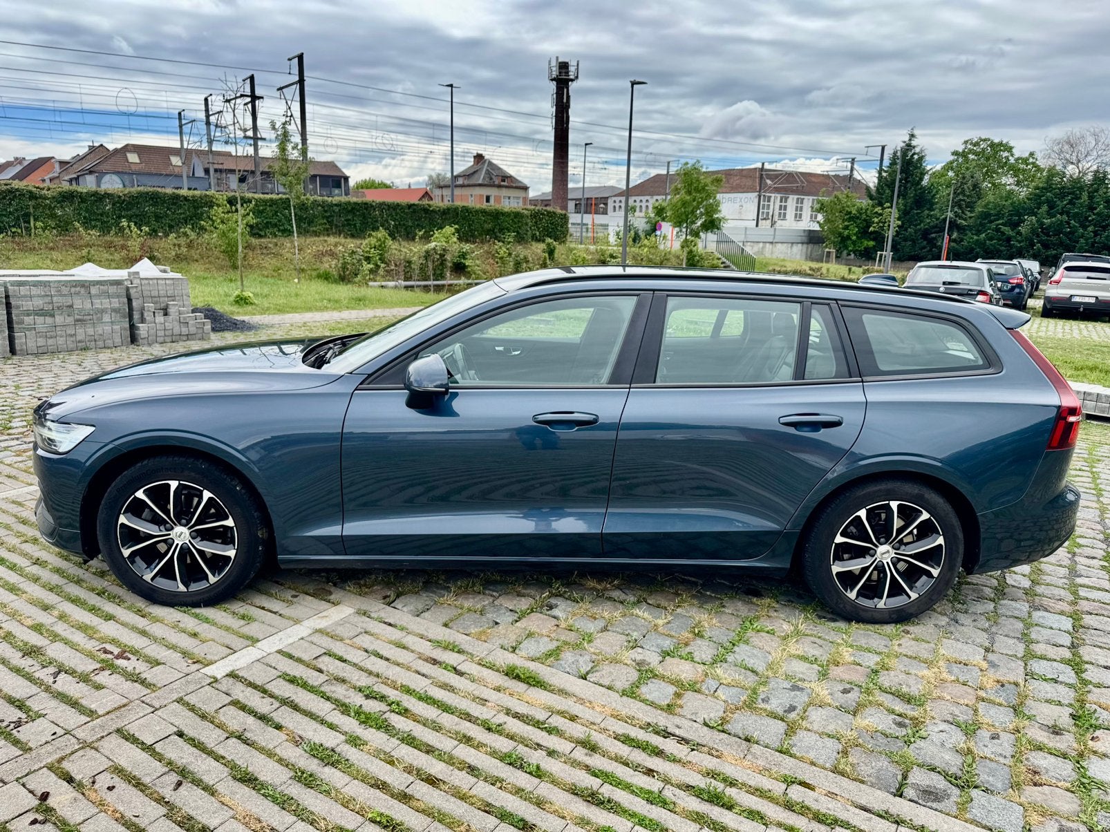 Volvo V60 2.0 D3 166000 km Euro 6d-TEMP-EW, Cuir, 110 kW, Entreprise, V60