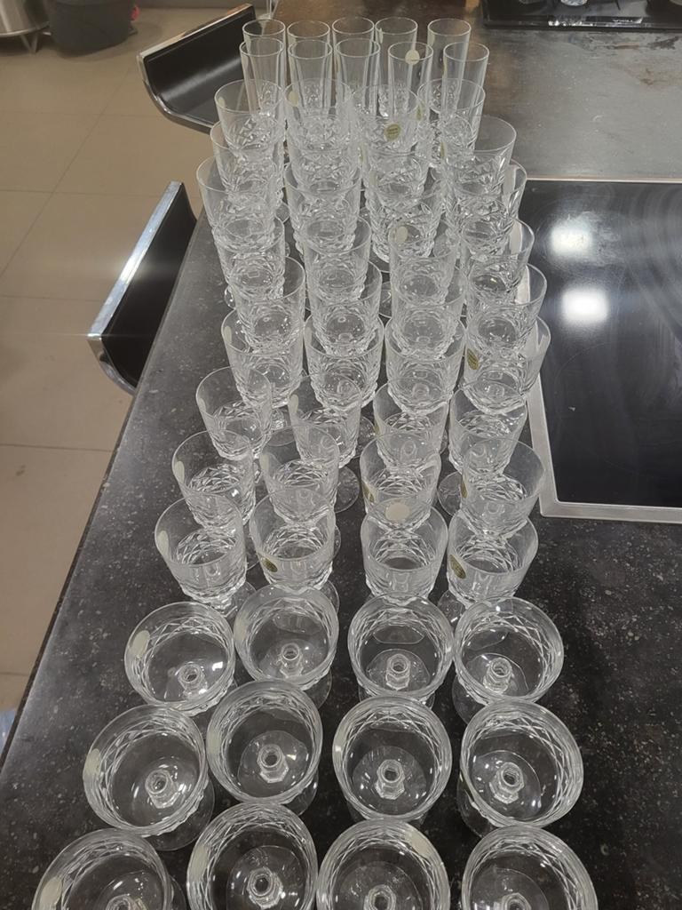 Service en cristal, Enlèvement, Comme neuf
