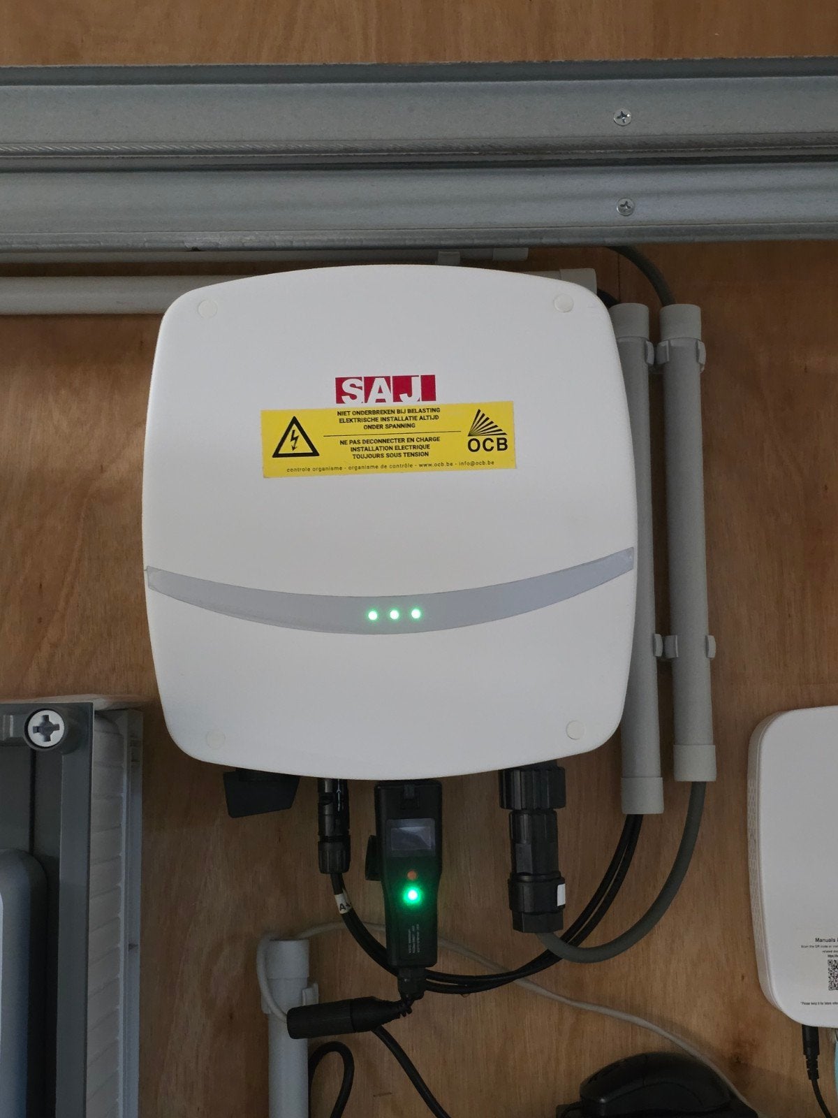 SAJ R5-2K-S1 omvormer, Doe-het-zelf en Bouw, Zonnepanelen en Toebehoren, Ophalen, Zo goed als nieuw, Compleet systeem