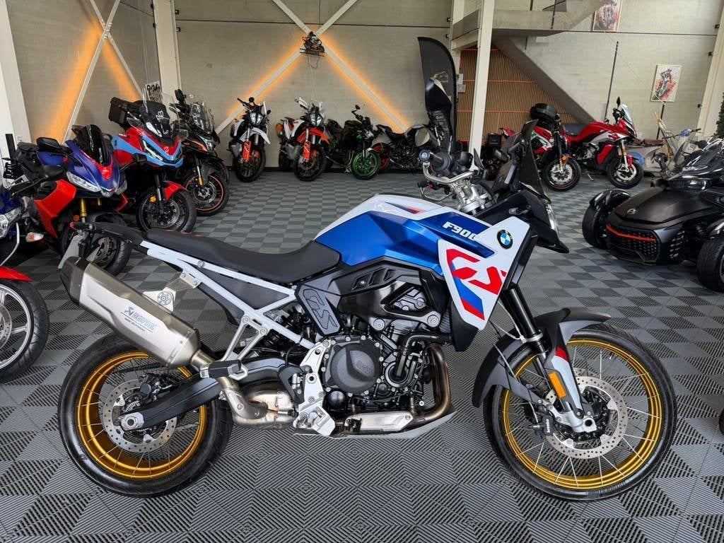 BMW f 900 GS * 2025 * 550 km * MOTO FRANCAISE, Motos, Permis Moto A, ABS, Entreprise, Plus de 35 kW