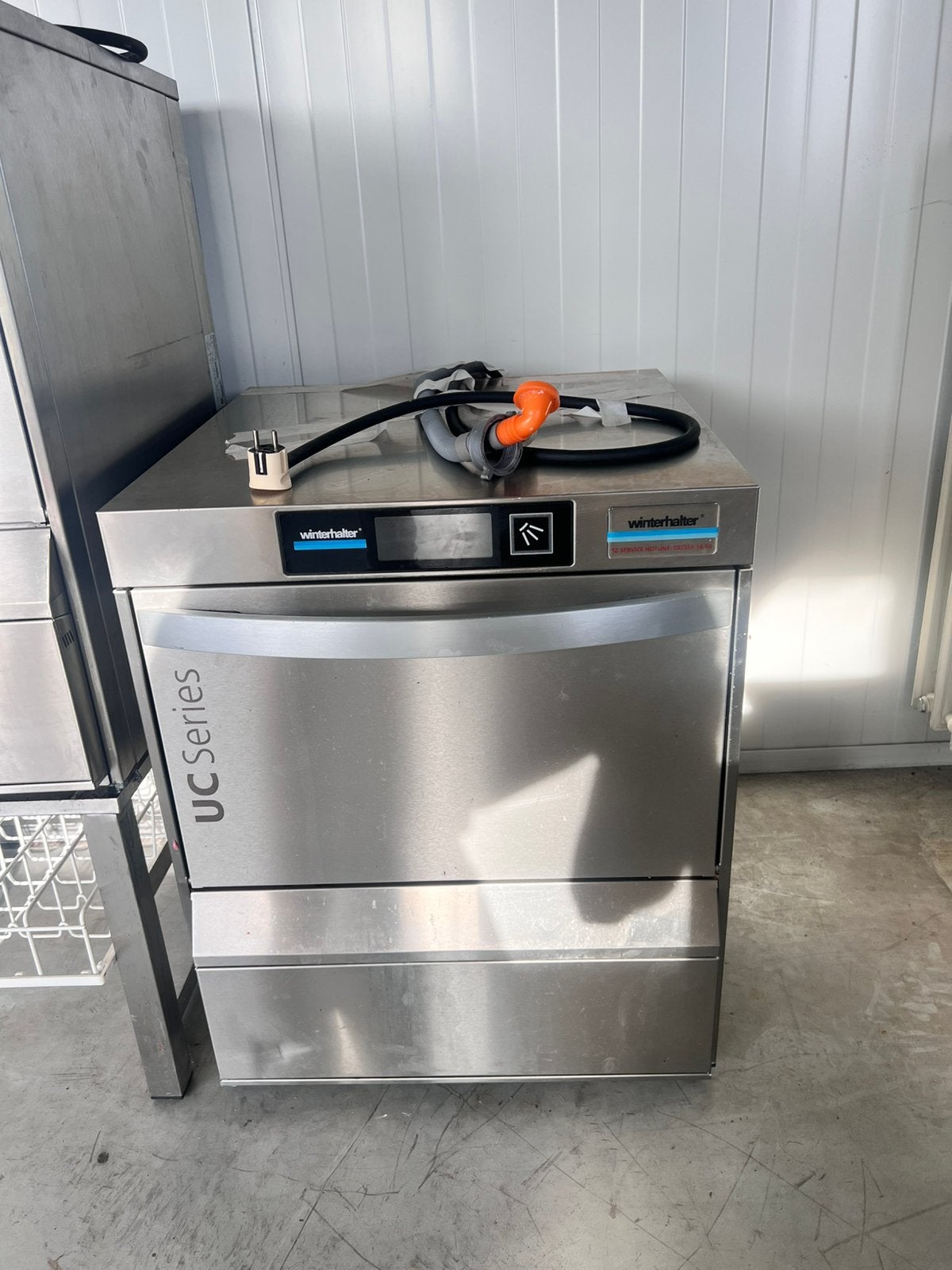 Lave-vaisselle professionnel Winterhalter UC Series, Enlèvement
