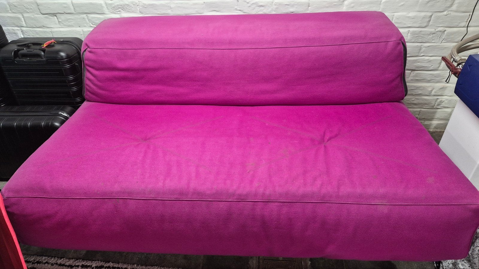 canapé fushia à DONNER, Enlèvement