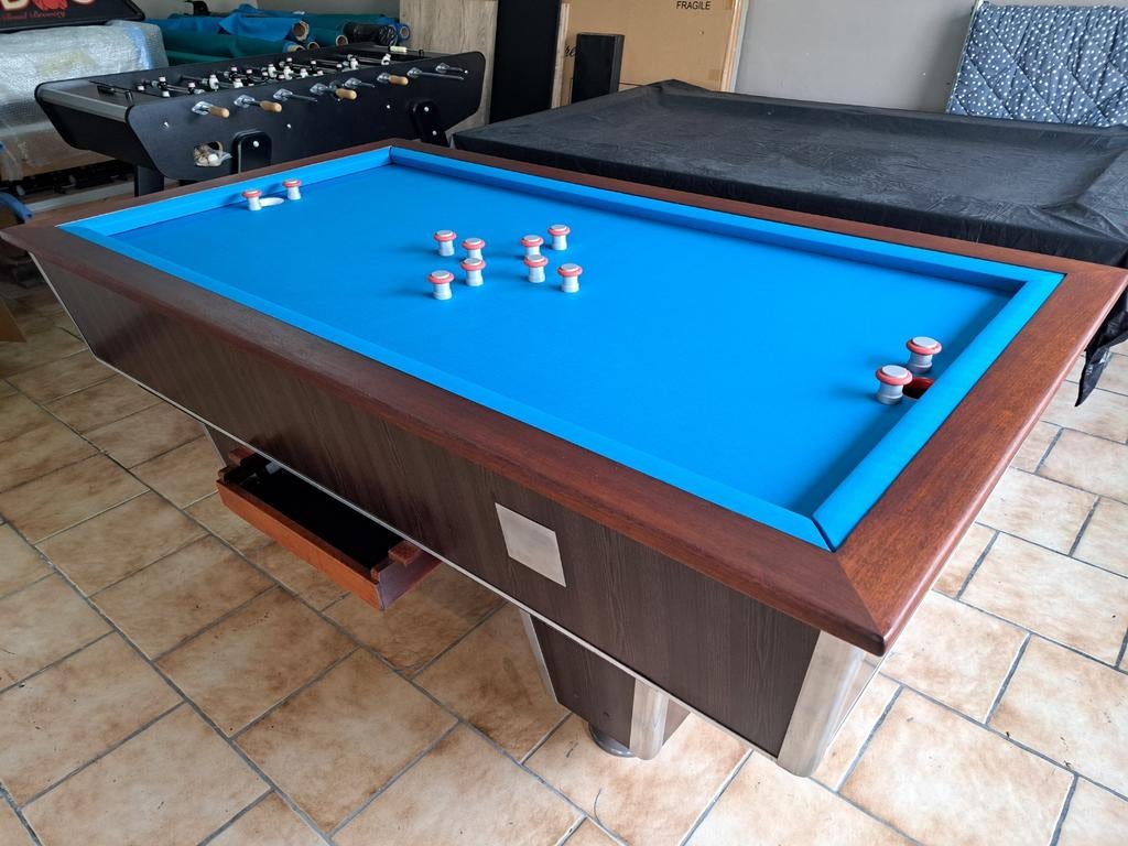 Billard à bouchons remis à neuf, Sports & Fitness, Billards & Billards américains, Enlèvement ou Envoi