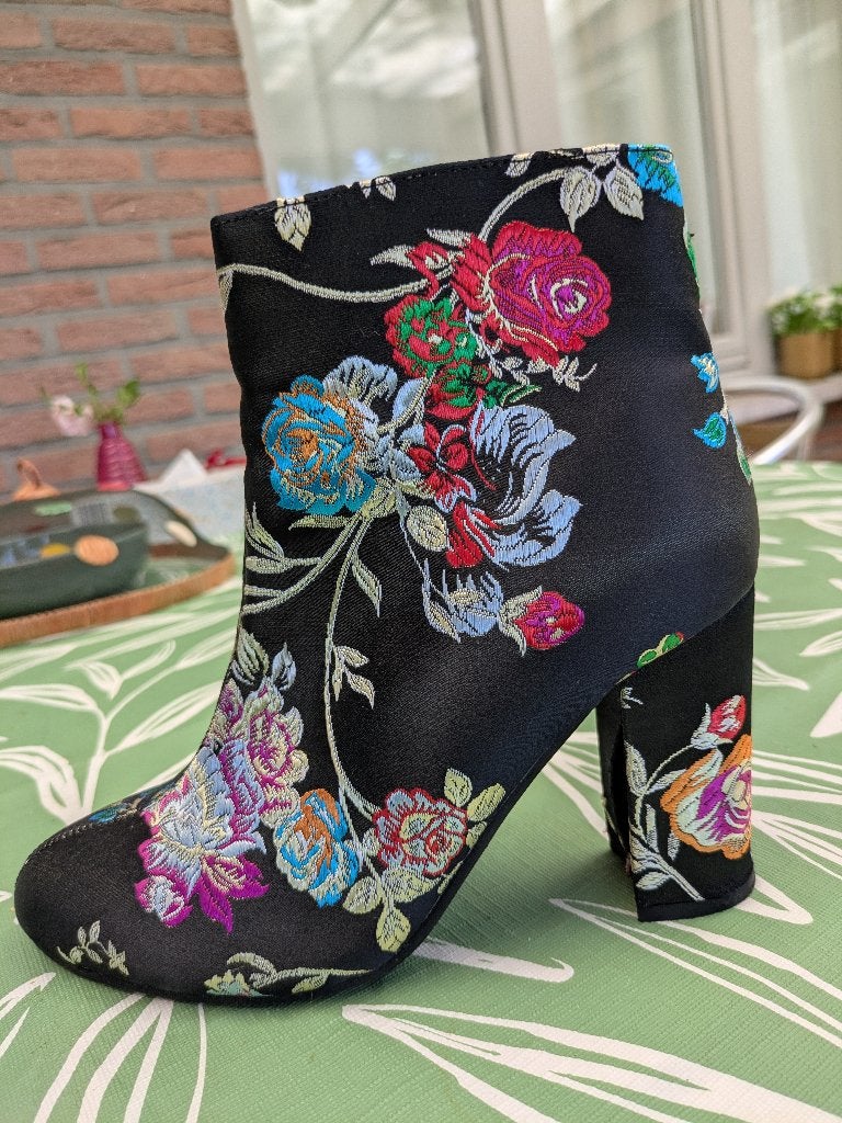 Enkellaarsjes van Amor Amore, Kleding | Dames, Schoenen, ANDERE, Overige kleuren, Lage of Enkellaarzen, Nieuw