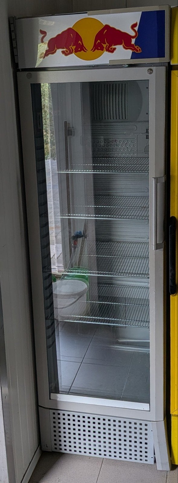 glazen deur frigo red-bull, Ophalen