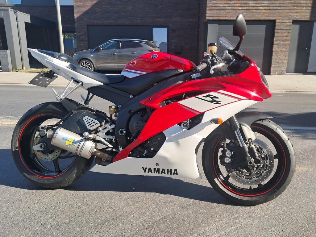 Yamaha yzf R6 2010, Ophalen