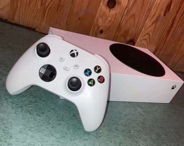 Xbox Series S a vendre, Consoles de jeu & Jeux vidéo, Consoles de jeu | Xbox Series X & S, Enlèvement, Comme neuf, Xbox Series S