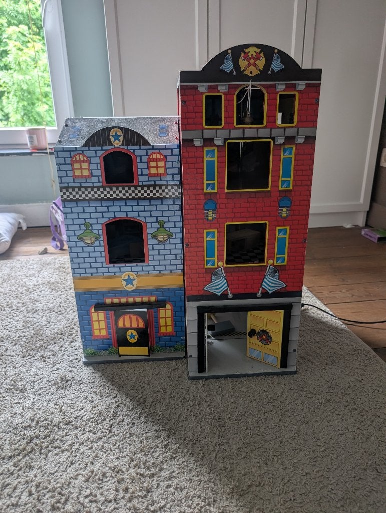 Jouet caserne de pompier + accessoires, Enlèvement, Utilisé